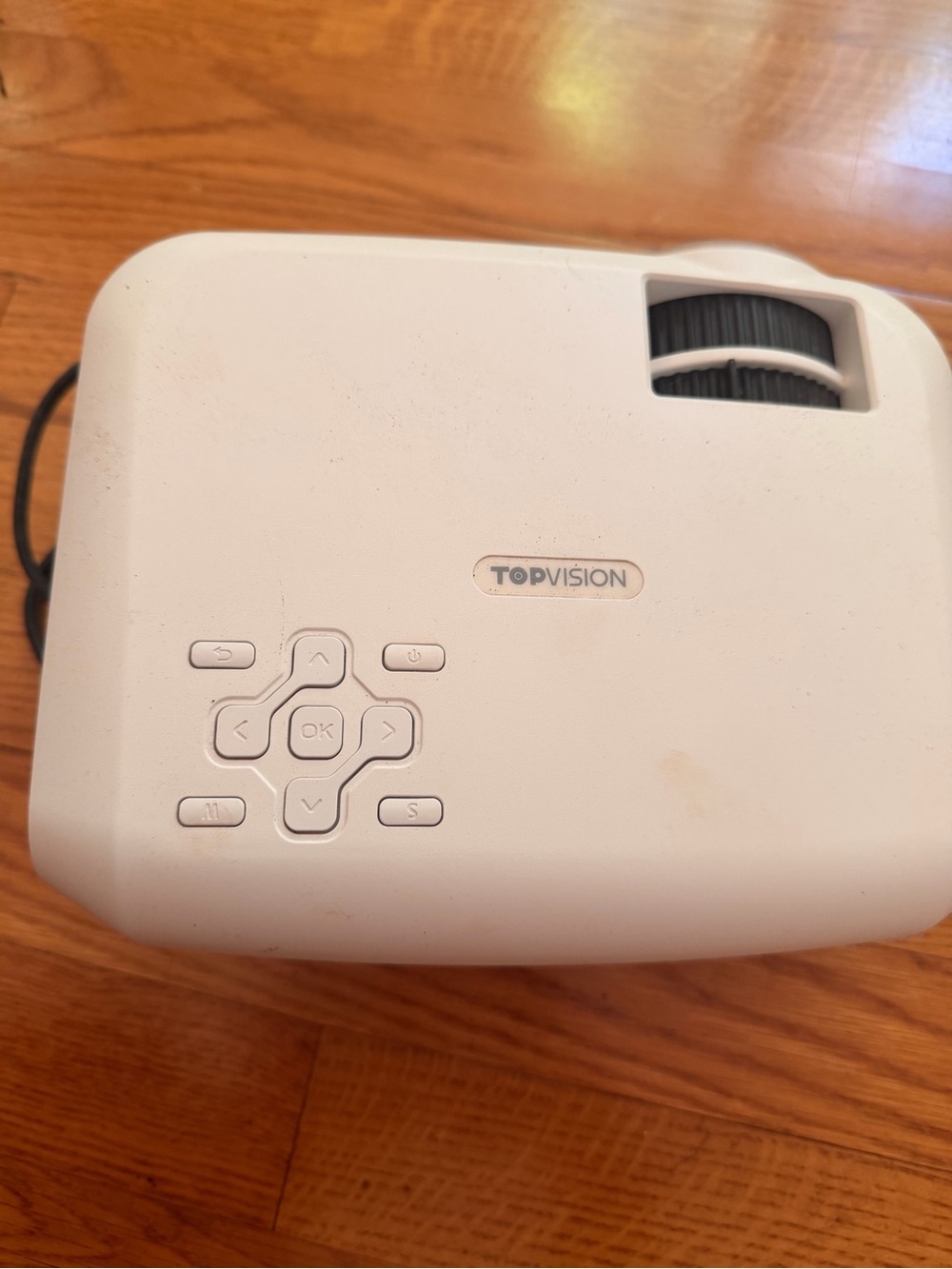 TOPVISION T23 Movie Projector - Picture 2 of 4